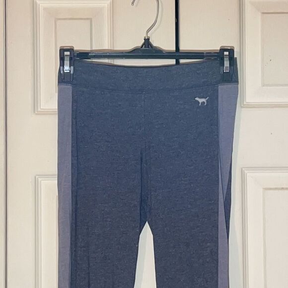 PINK Victoria's Secret Two Tone Gray Leggings XS - Picture 3 of 14